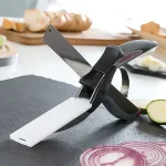 CLEVERCUTTER Професионално Нарязване с 2 в 1 Кухненска Ножица и Дъска за Рязане, clevercutter profesionalno naryazvane s 2 v 1 kuhnenska nojica i daska za ryazane